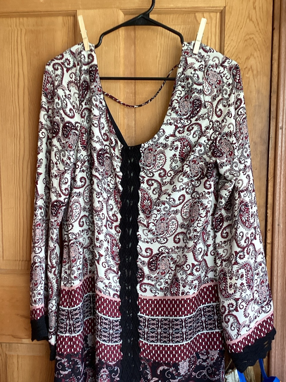 Blue Rain Women's Paisley V‑Neck Tunic in Wine and White